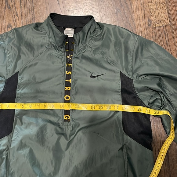Nike live strong quarter zip - Picture 9 of 10